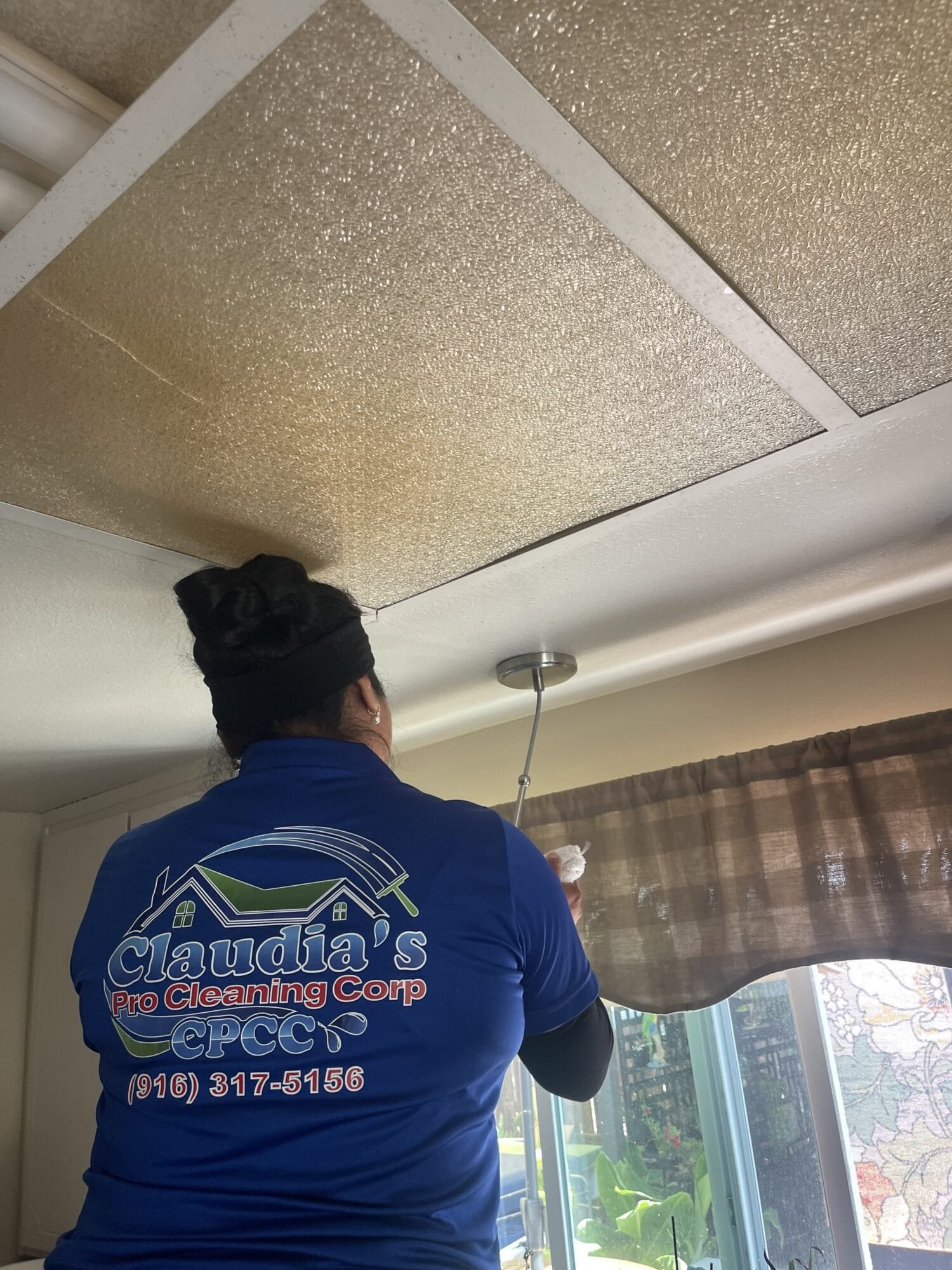 Recurring cleaning service in South Land Park Hills, Sacramento, CA by Claudia's Pro Cleaning