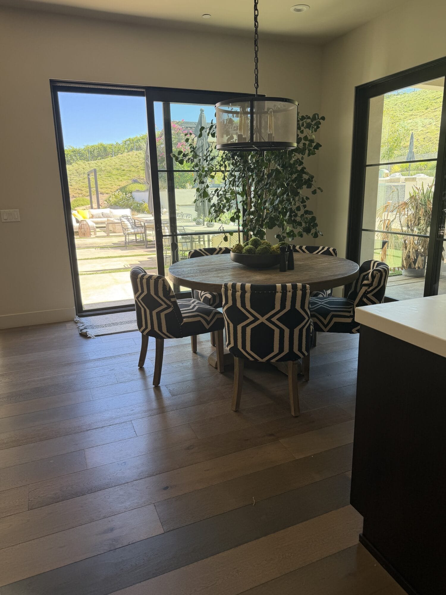Professional deep cleaning service in Spanos Park, Stockton, CA.