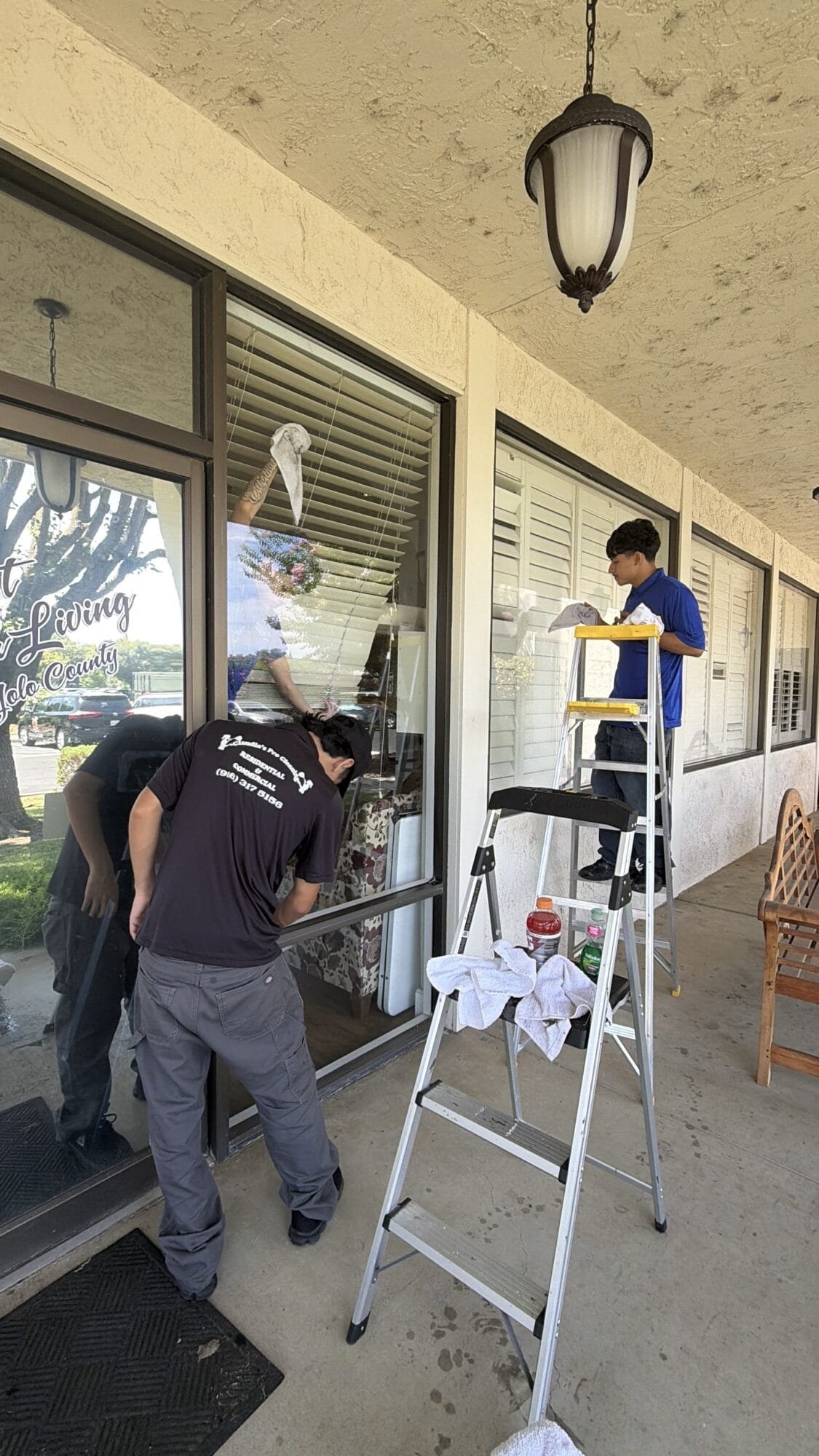 Professional house cleaning service in Hollywood Park, Sacramento, CA by Claudia's Pro Cleaning