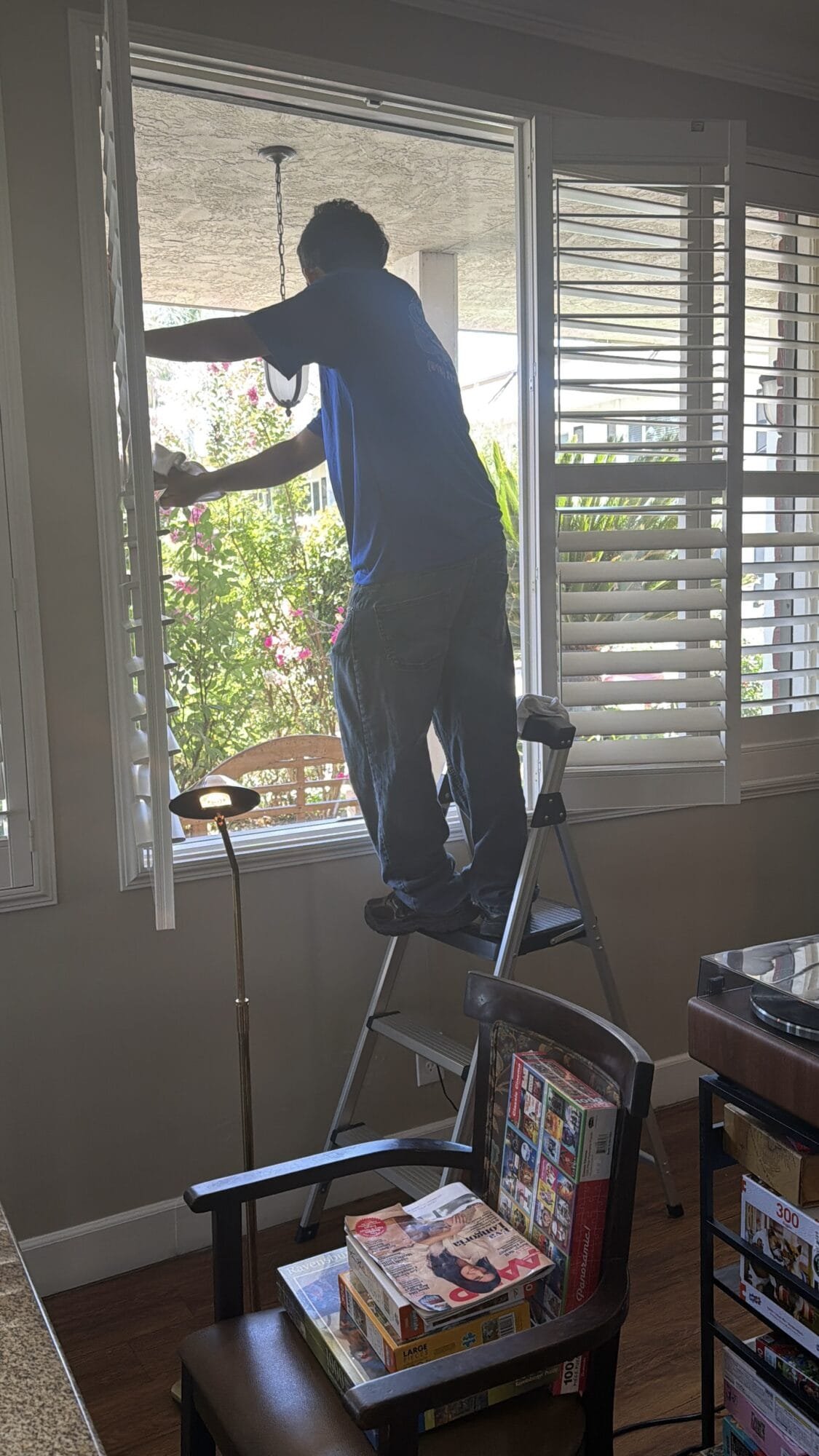 Professional house cleaning service in Hollywood Park, Sacramento, CA by Claudia's Pro Cleaning