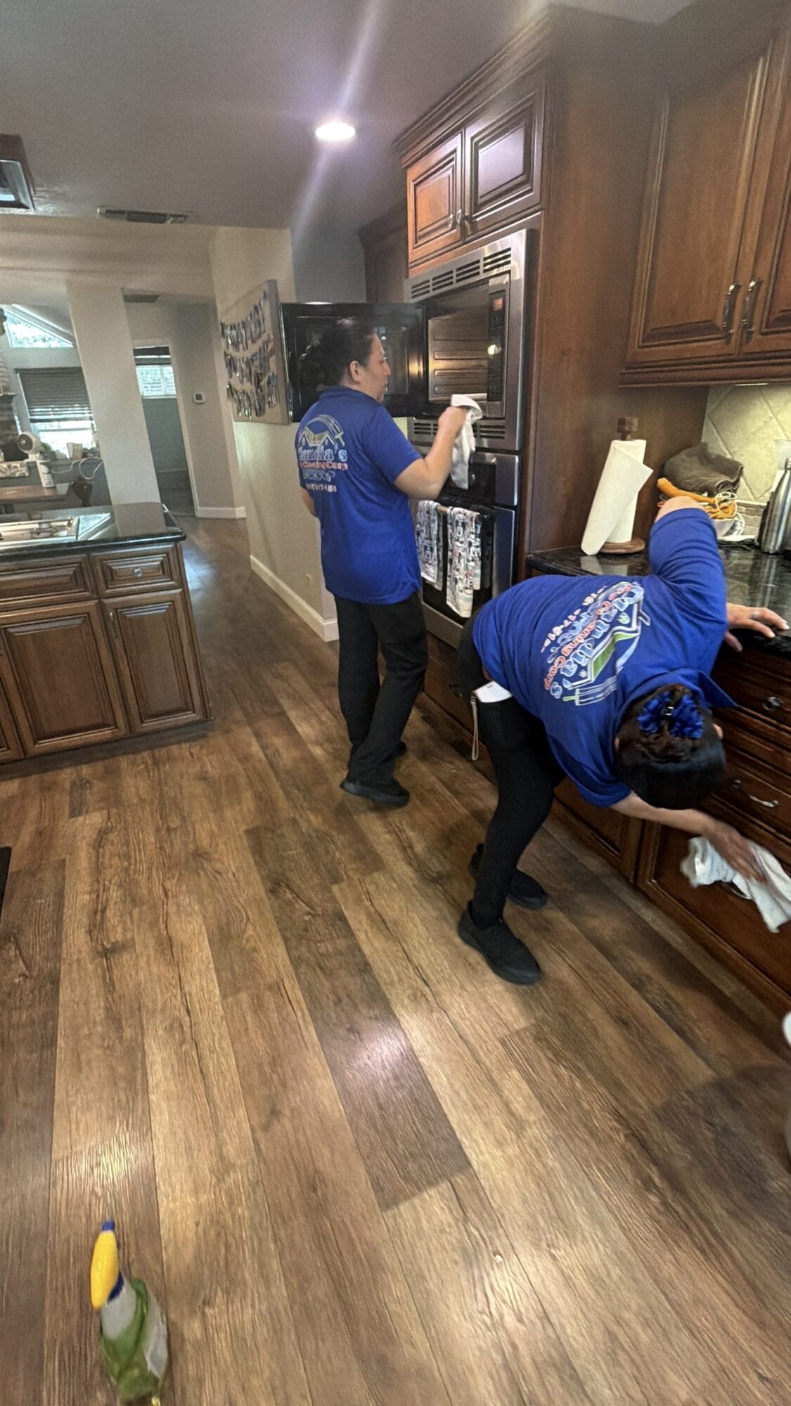 Professional kitchen cleaning service in Woodland, CA by Claudia’s Pro Cleaning