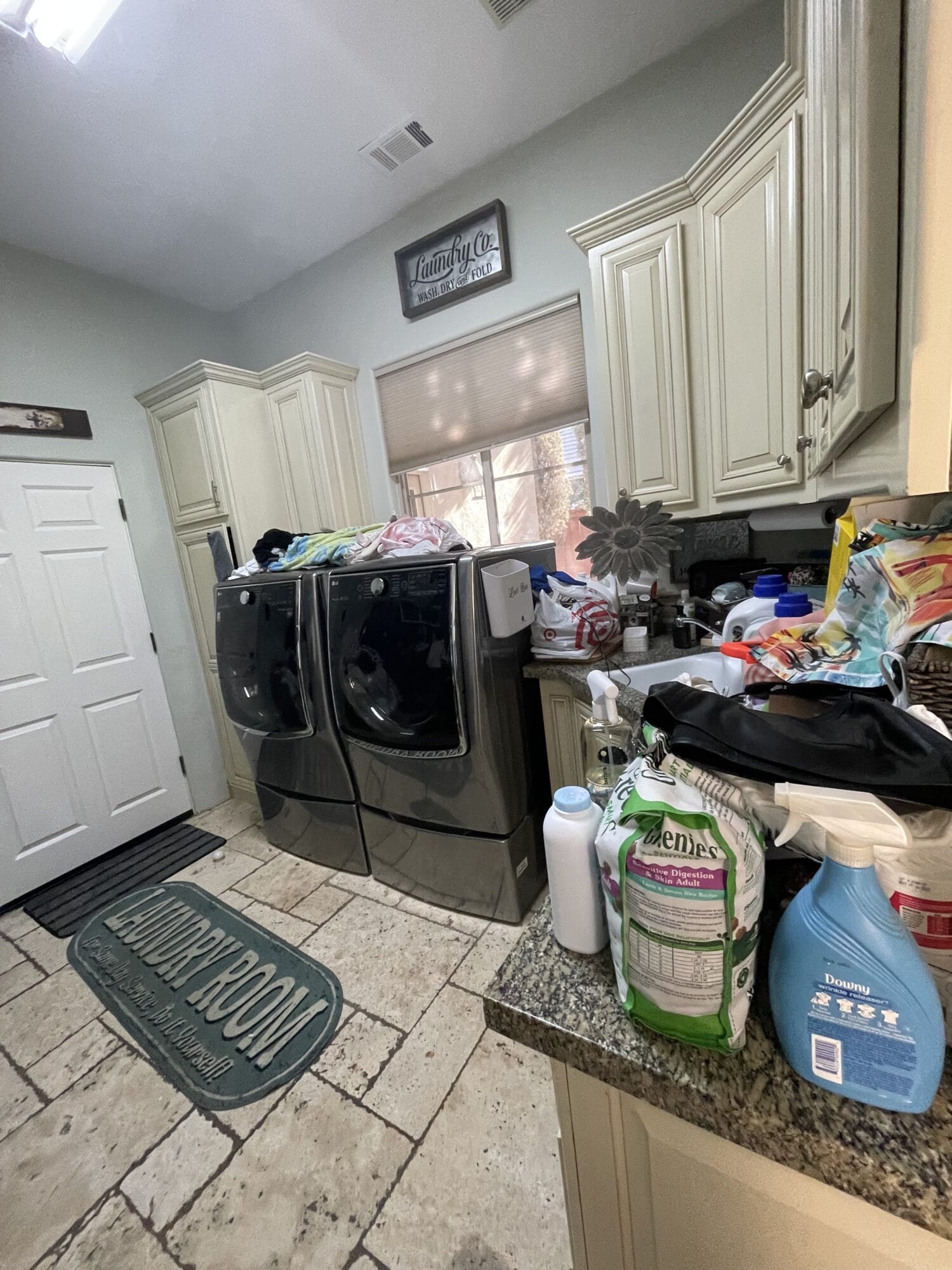 Lincoln CA maid service professional cleaning team cleaning a residential home