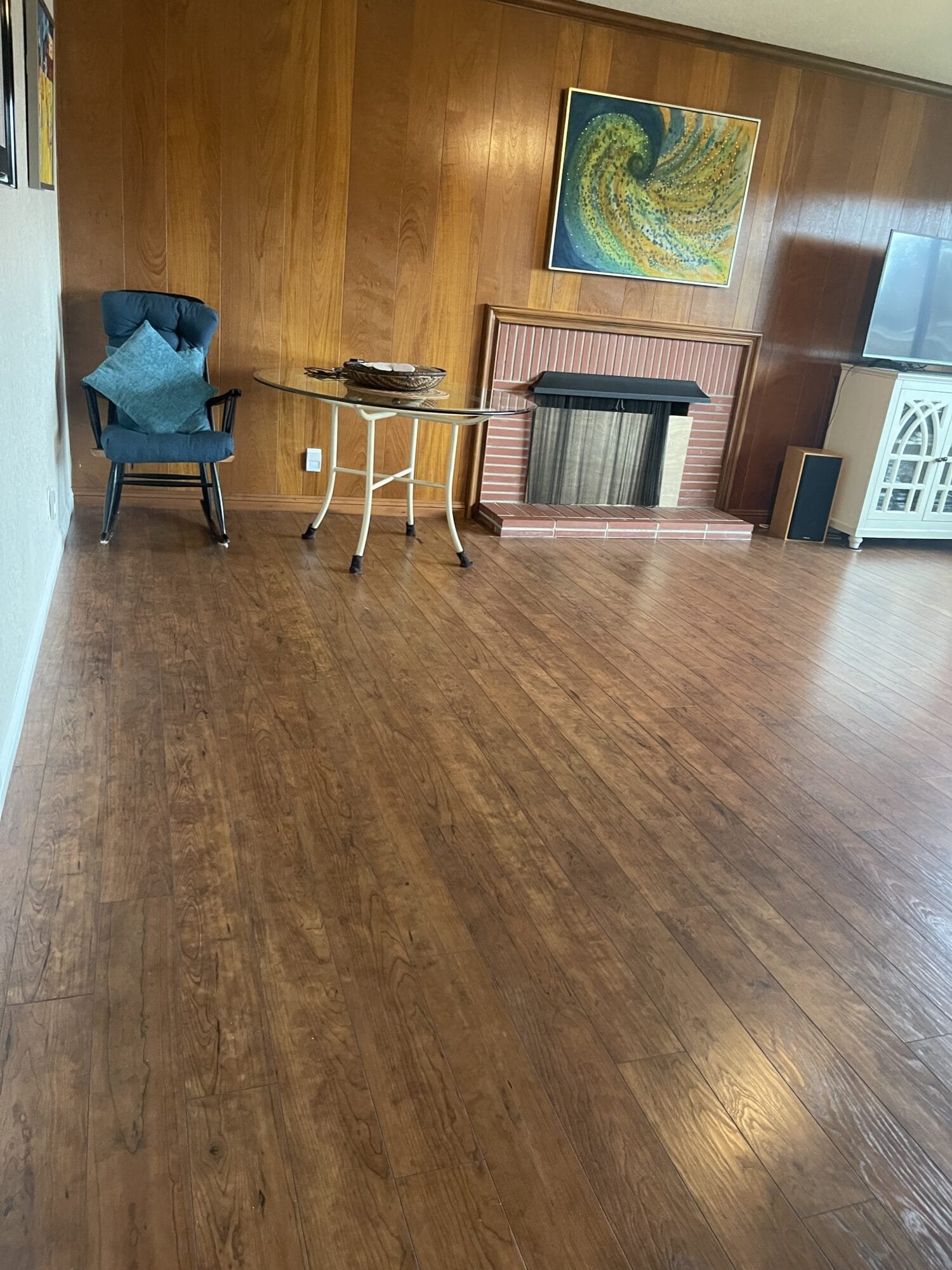 Professional bedroom cleaning service in Fair Oaks, CA by Claudia’s Pro Cleaning