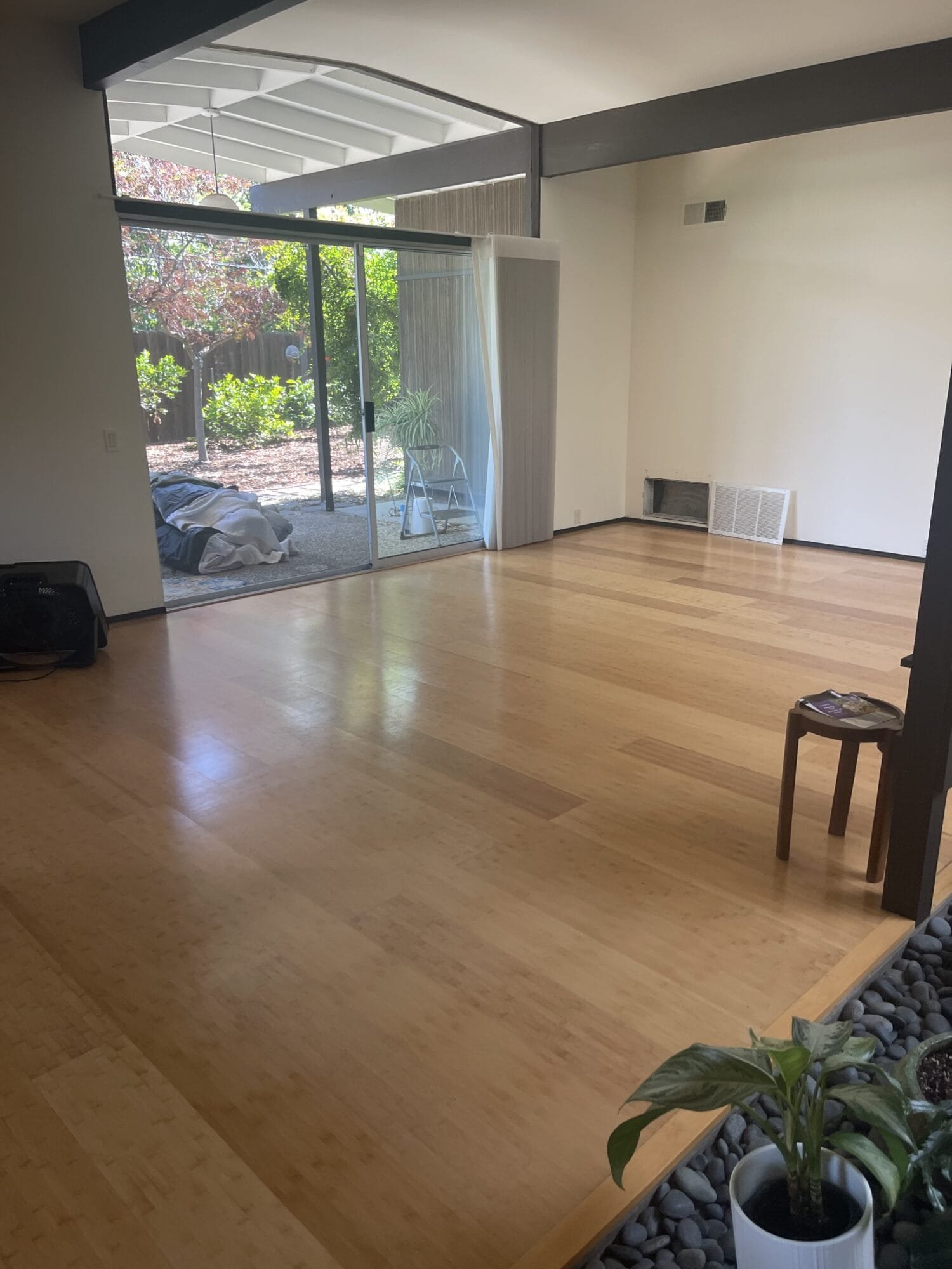 Post construction cleaning in Lake View Oaks, CA by Claudia’s Pro Cleaning