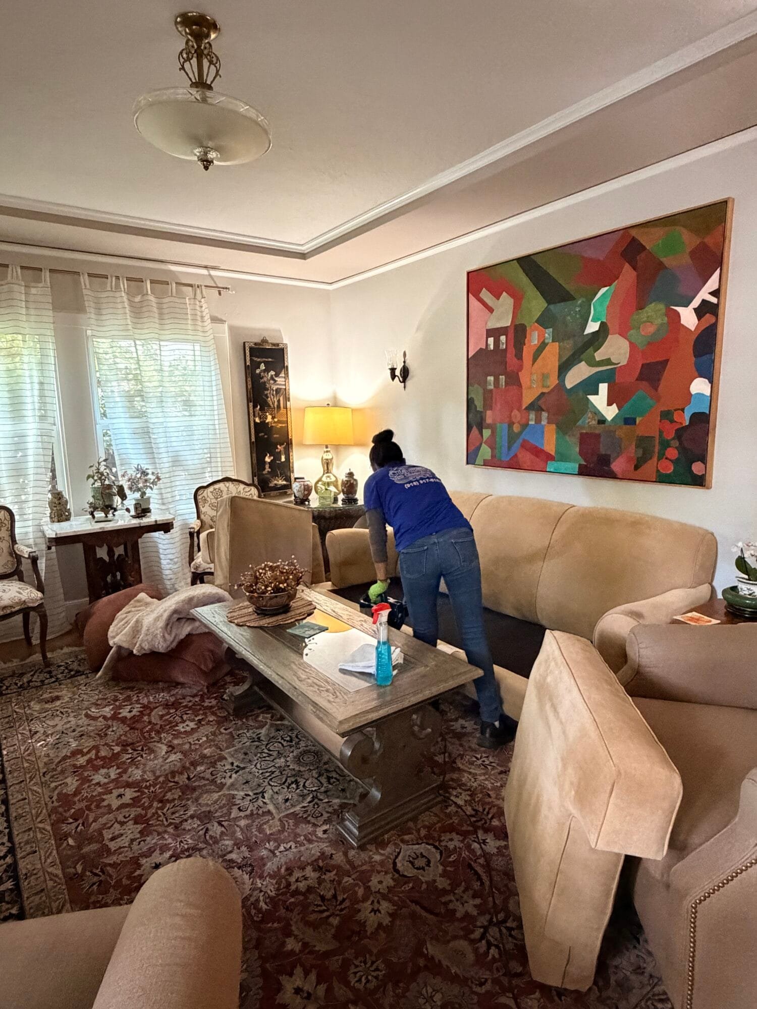 Professional house cleaning in Folsom, CA by Claudia’s Pro Cleaning