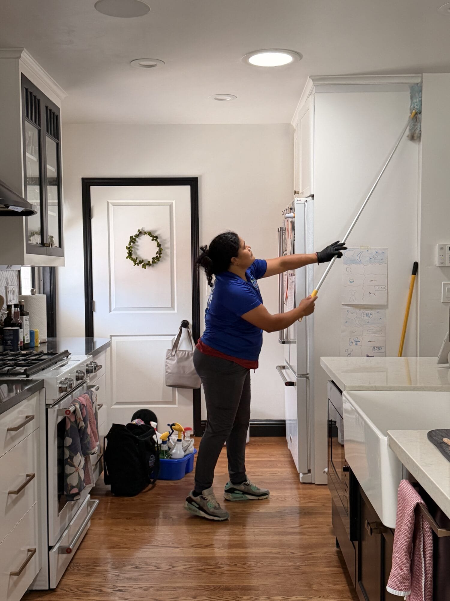 Professional kitchen deep cleaning in Fair Oaks, CA by Claudia’s Pro Cleaning